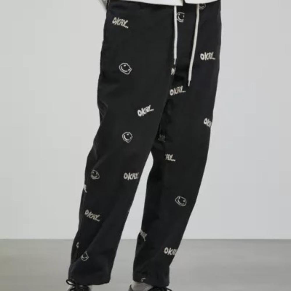 UO Embroidered Corduroy Beach Pant